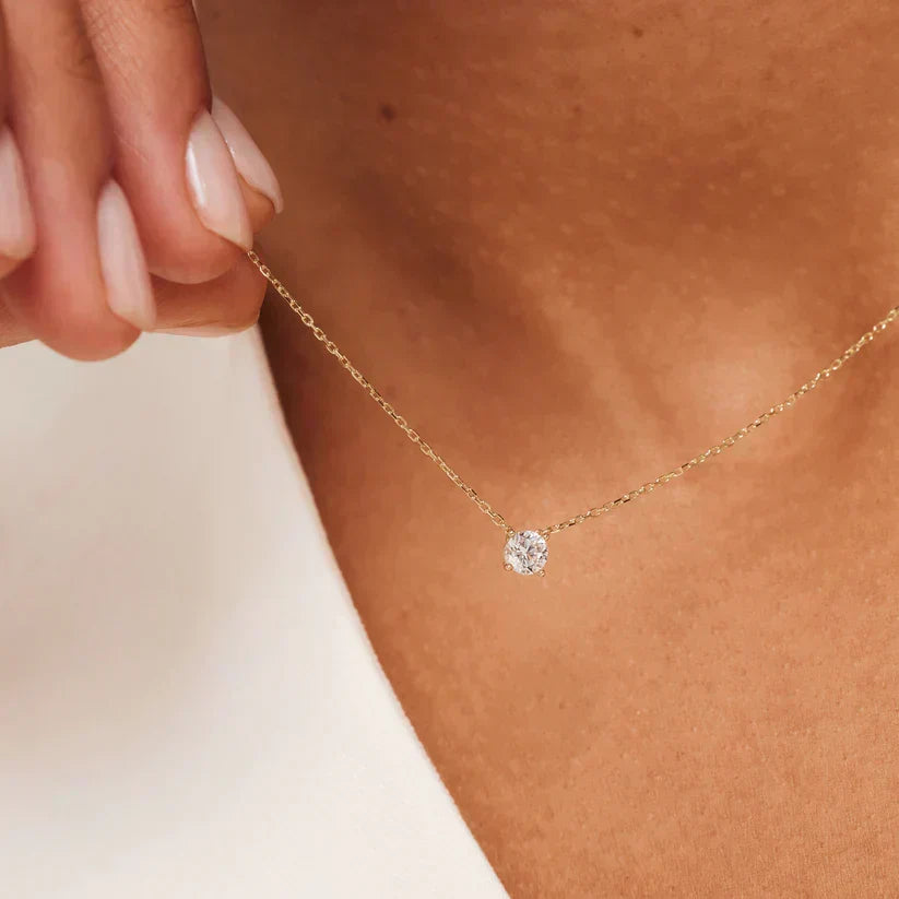 Ysavienna | Collar de moissanita en oro de 14 quilates